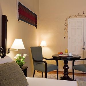 Colonial Zimmer mit Kingsize-Bett
